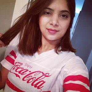 Meet your Posher, Devaka